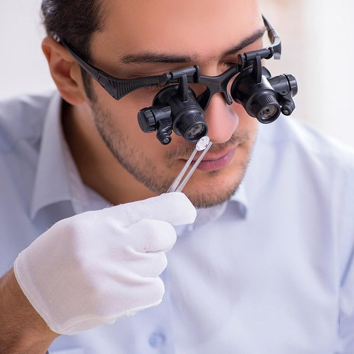 Magnifying Glasses with LED