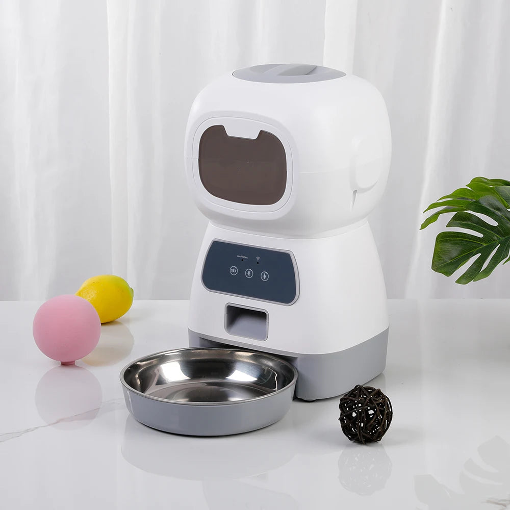 Smart Automatic Pet Feeder For Dogs And Cats