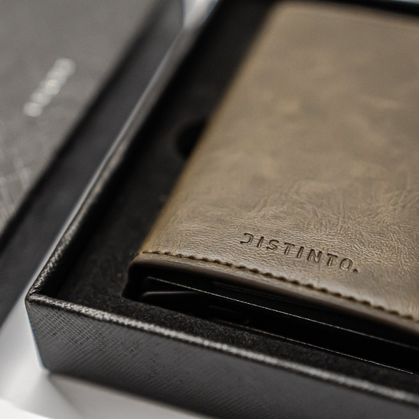 Sleek RFID Pop-Up Wallet