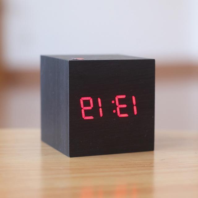 Modern Digital Wood Clock