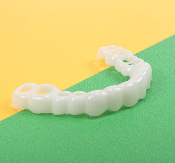 Facial Tooth Cover Retainer